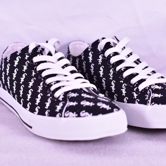 white sox gym shoes